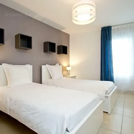 Thuya Apartment *